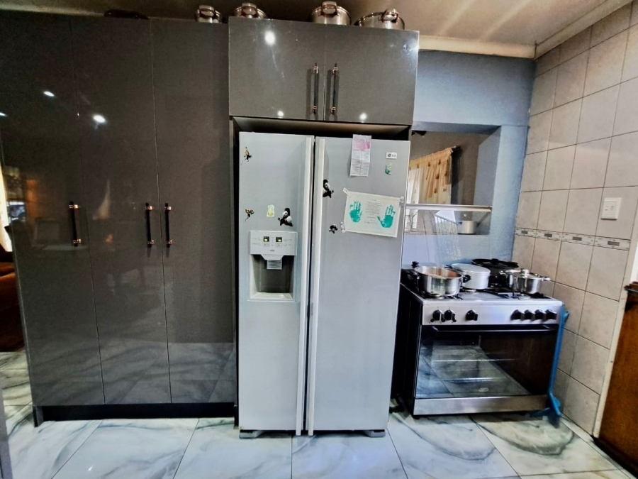 3 Bedroom Property for Sale in Oos Einde North West